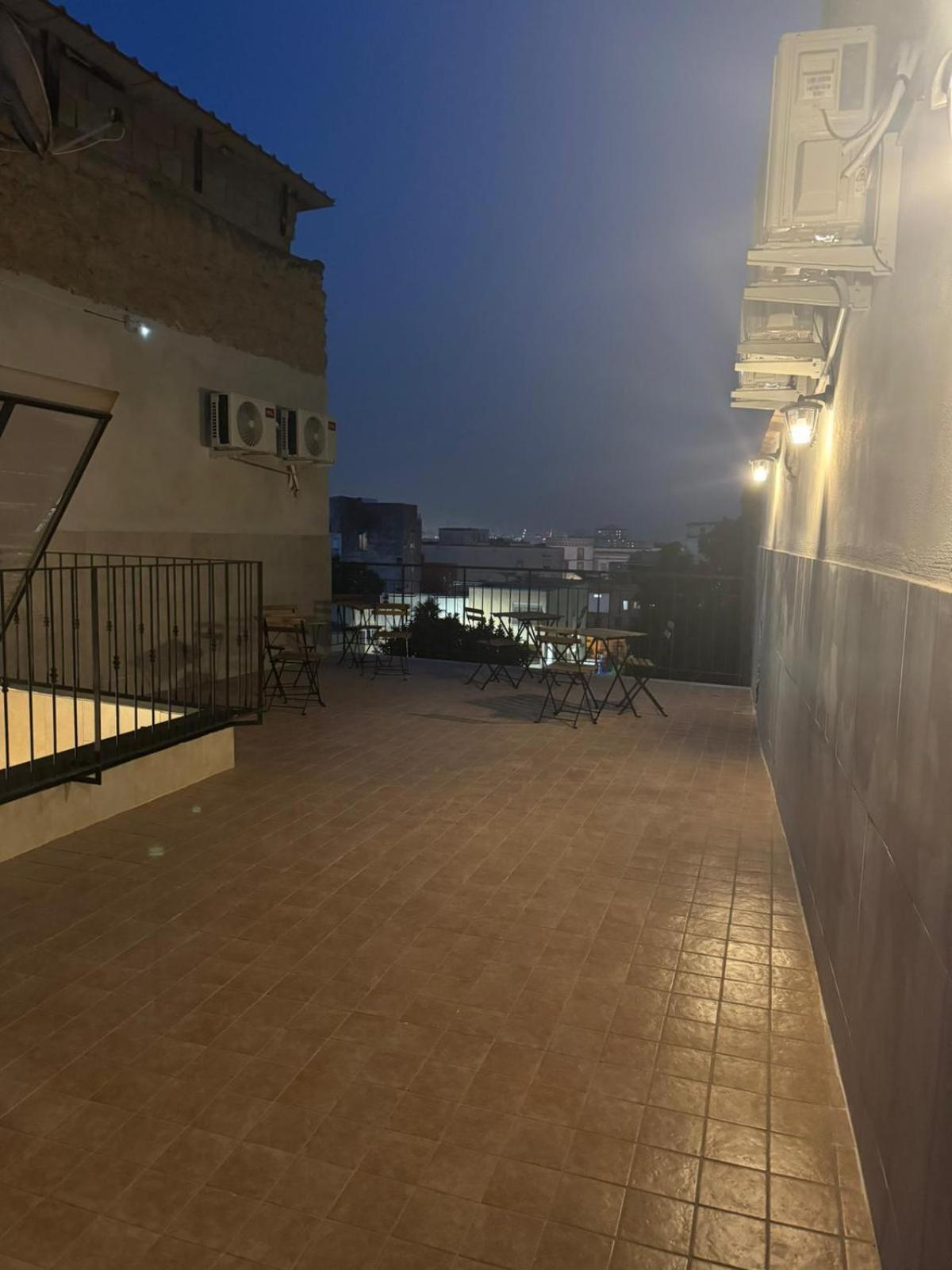 Aparthotel Terrazza Miracoli Napoli Exterior foto