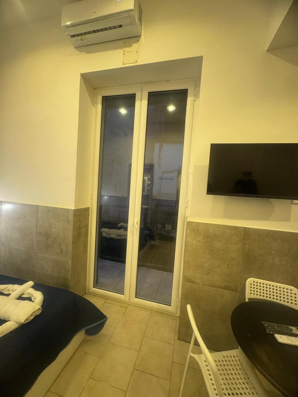 Aparthotel Terrazza Miracoli Napoli Exterior foto