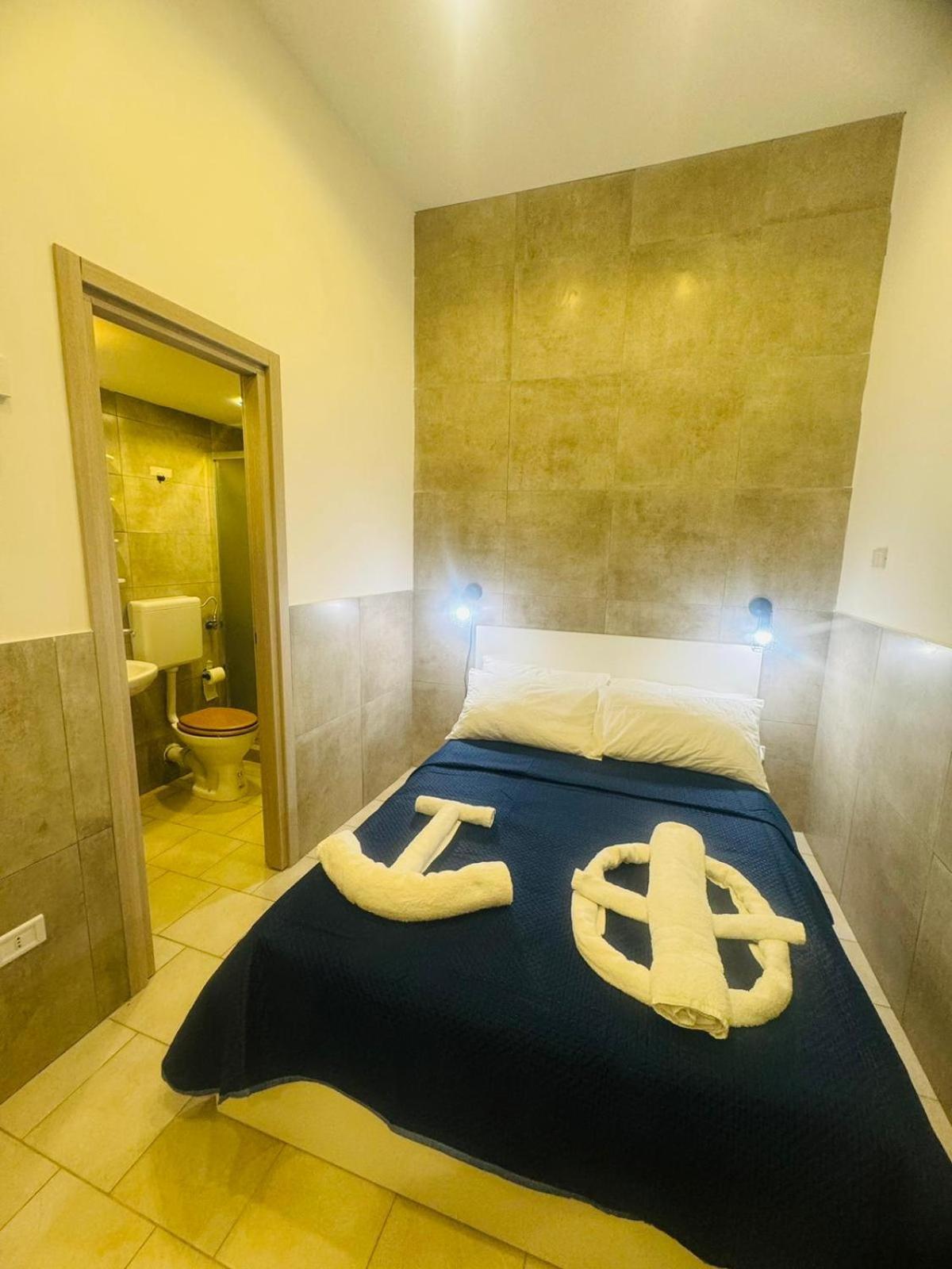 Aparthotel Terrazza Miracoli Napoli Exterior foto