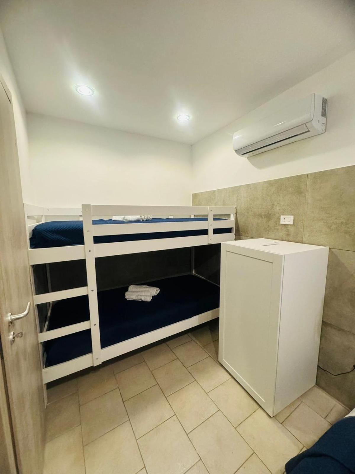 Aparthotel Terrazza Miracoli Napoli Exterior foto